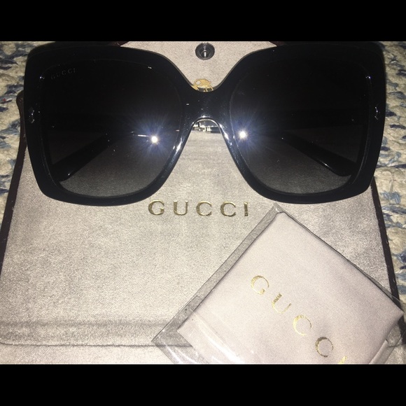 Brand new Gucci sunglasses - Picture 3 of 5